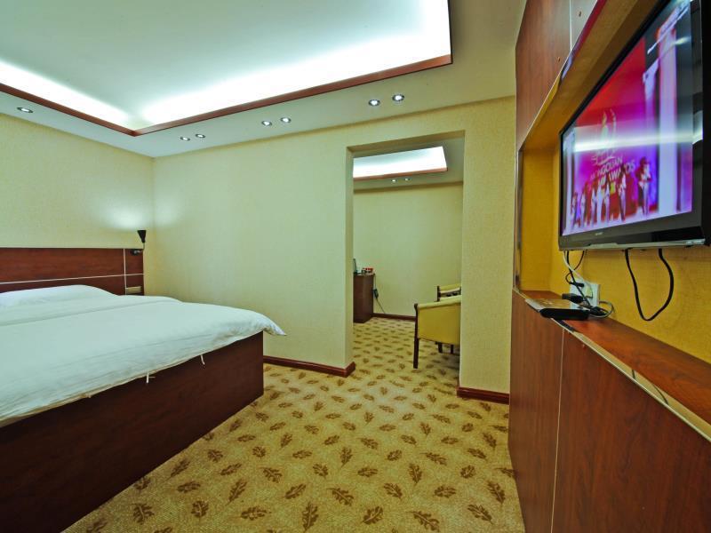 Kaiser Hotel Ulaanbaatar Ngoại thất bức ảnh